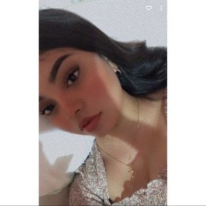 Meet your Posher, Isamar